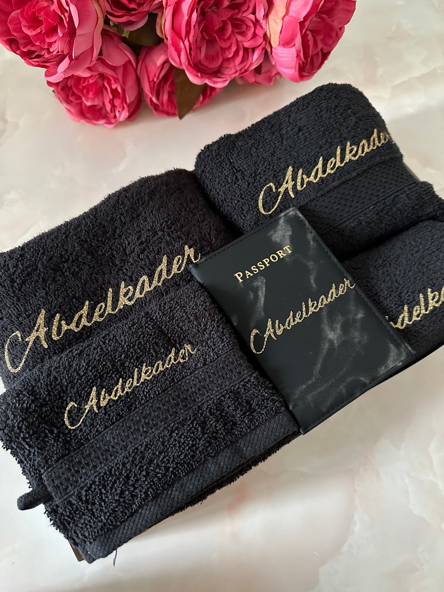 COFFRET BAIN HOMME NOIR + PROTÈGE PASSEPORT