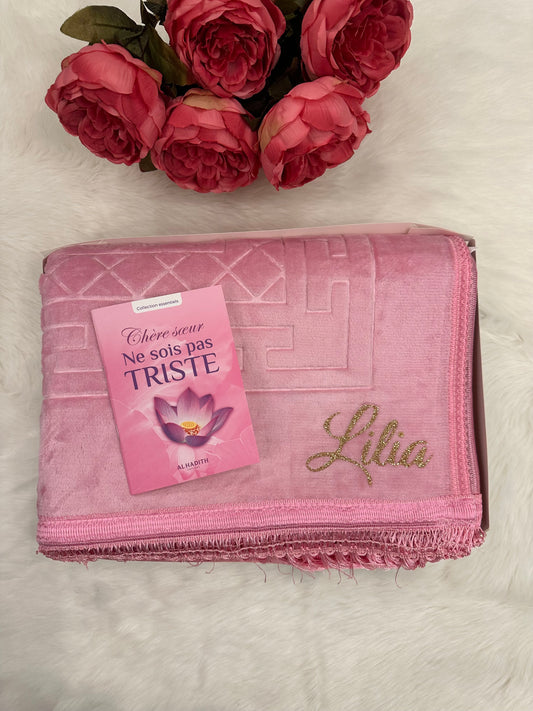 TAPIS DE PRIÈRE + LIVRE