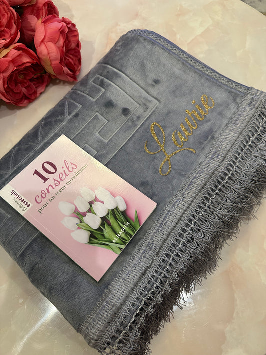 COFFRET ISLAMIQUE TAPIS DE PRIÈRE + LIVRE